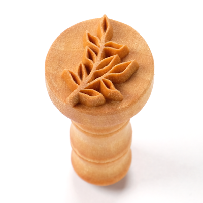 MKM Leaves on a Branch 2.5cm wood stamp